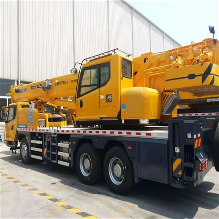 巴中离这最近出租吊车电话